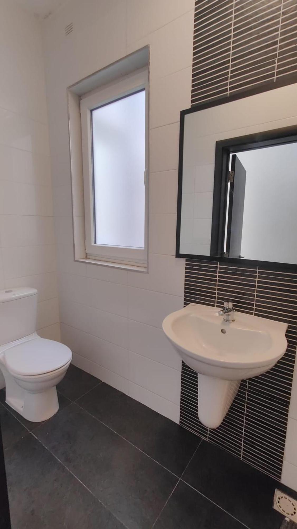 Well Located 2 Bedroom Flat In St.Julians San Ġiljan Buitenkant foto